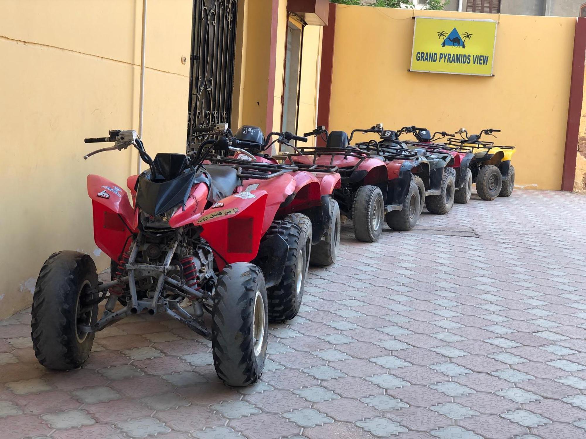 Grand Pyramid View Hotel Kafret el-Gabal Екстериор снимка