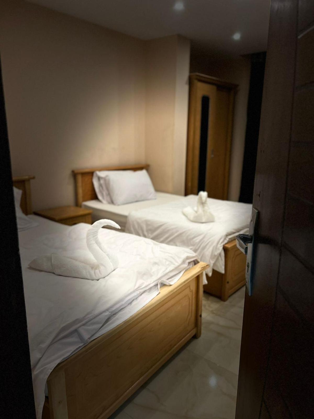 Grand Pyramid View Hotel Kafret el-Gabal Екстериор снимка