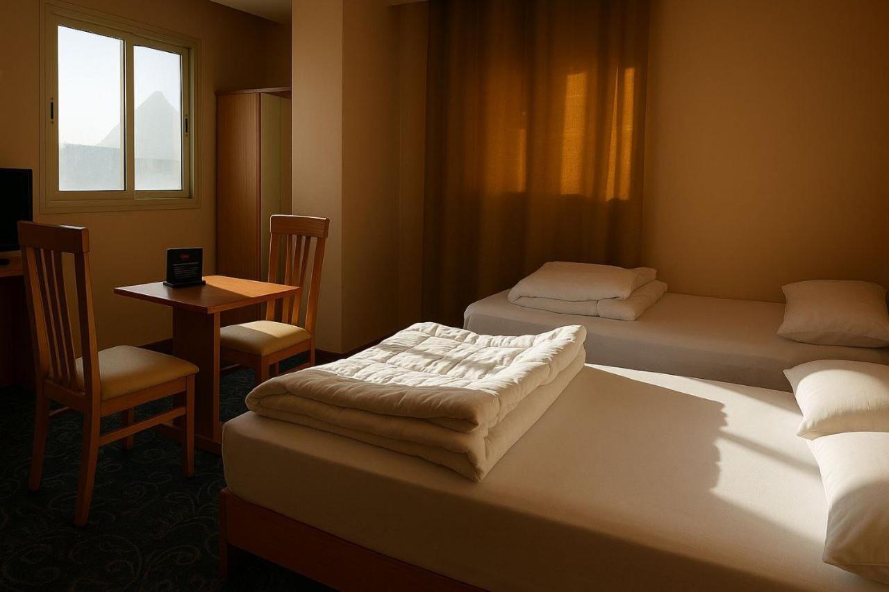 Grand Pyramid View Hotel Kafret el-Gabal Екстериор снимка