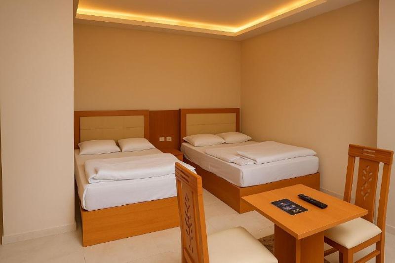 Grand Pyramid View Hotel Kafret el-Gabal Екстериор снимка